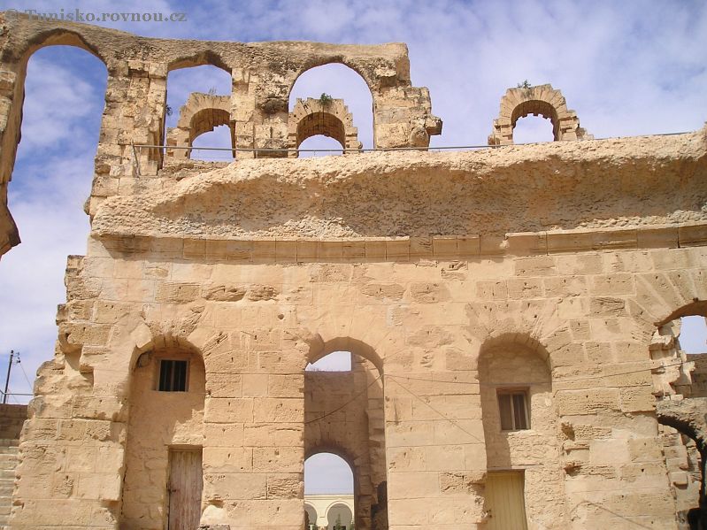 el jem 43.jpg