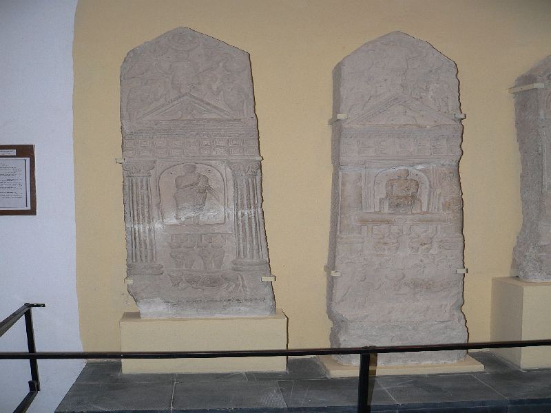 muzeum kartago nahrobky 4.jpg